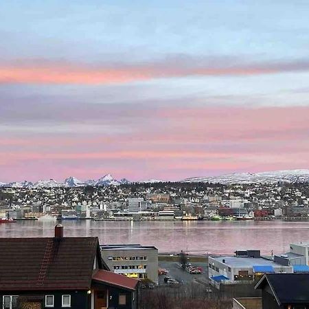 Apartamento Cosy Flat Near Cable Car And The Arctic Cathedral Tromsø Exterior foto